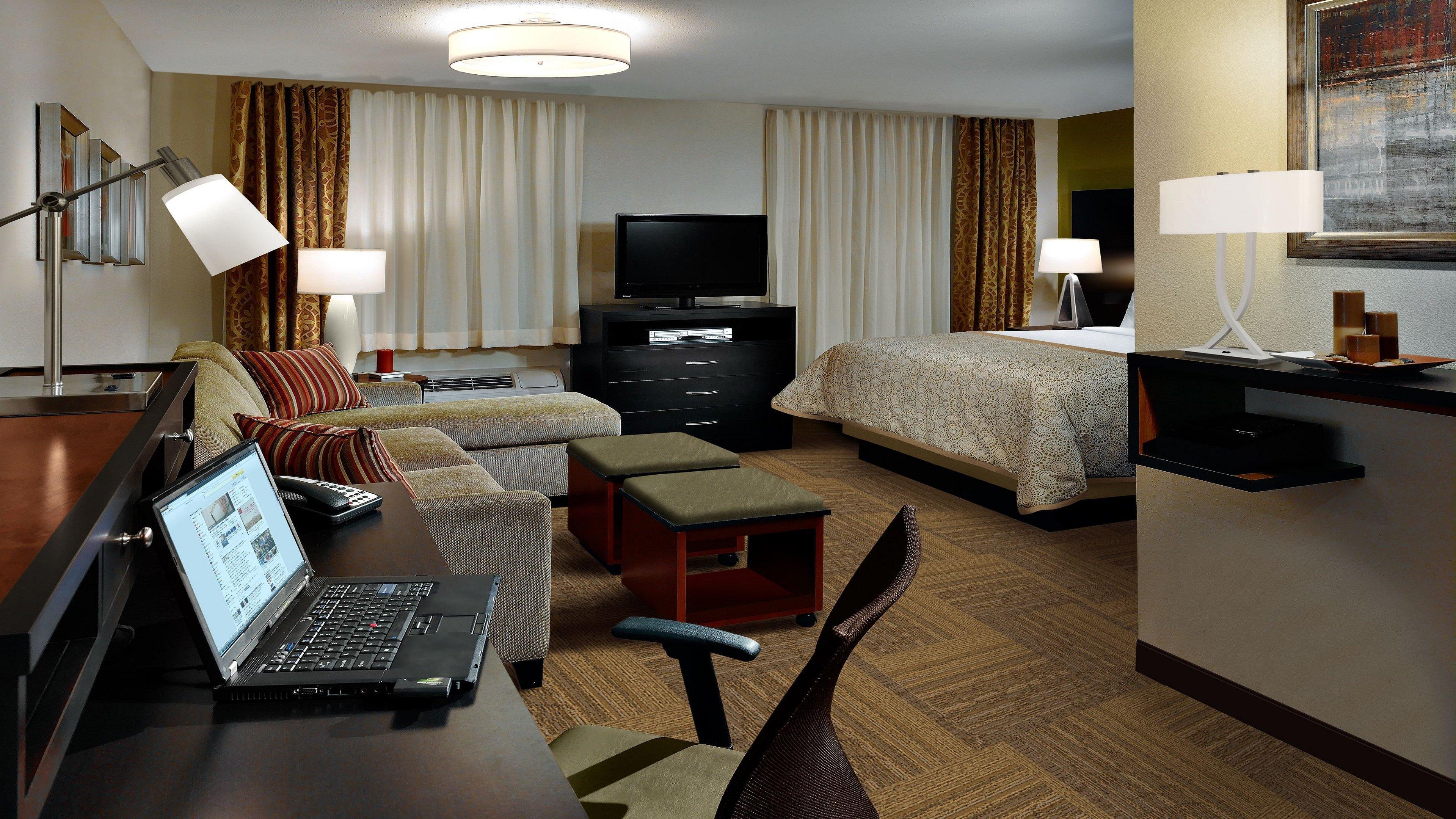 Staybridge Suites Dearborn By Ihg Екстериор снимка