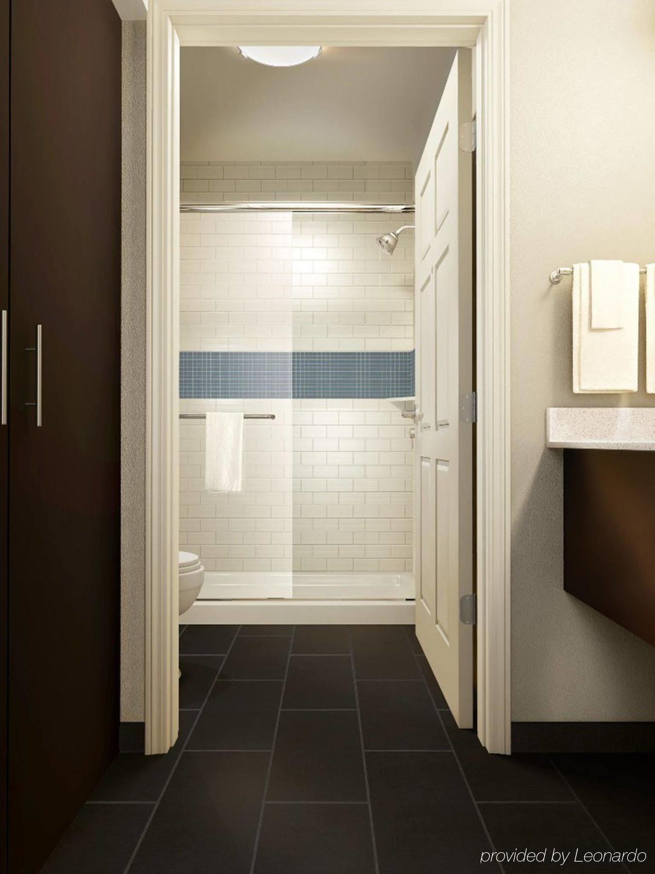 Staybridge Suites Dearborn By Ihg Екстериор снимка